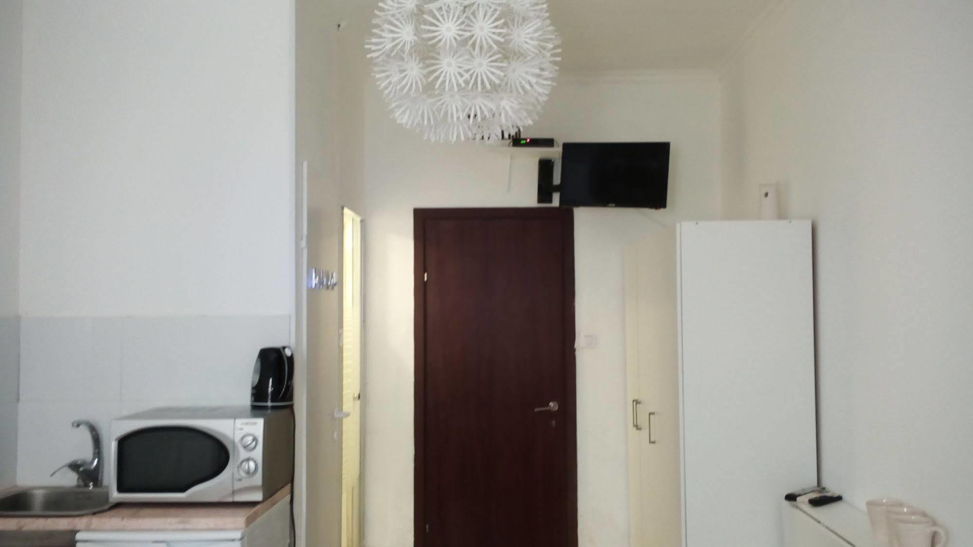 Netanya Motel Pierre エクステリア 写真